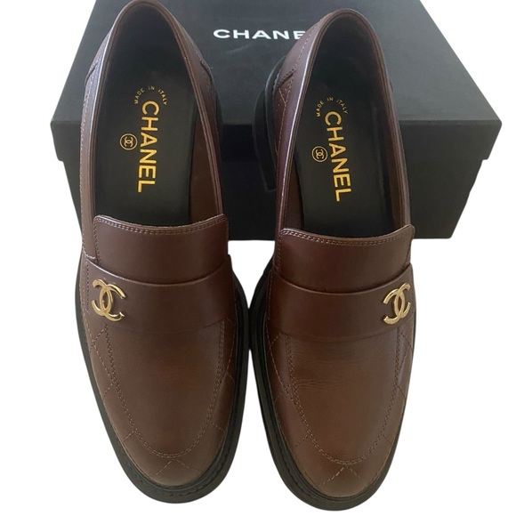 CHANEL Shoes - CHANEL Brown Quilted Leather Platform Loafers – Size 39 (US 9)